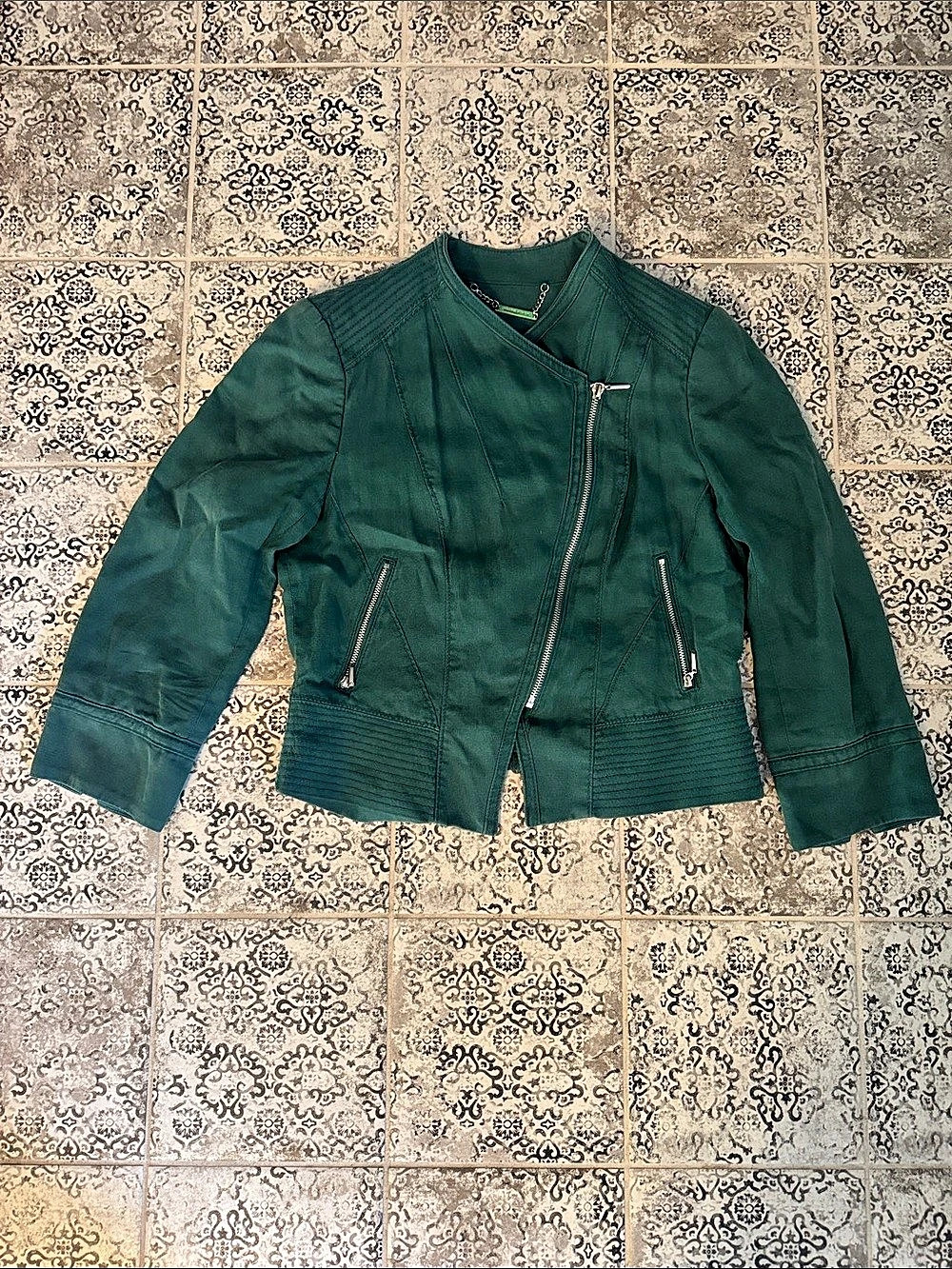 White House Black Market Moto Jacket in Green Size 6 Like New